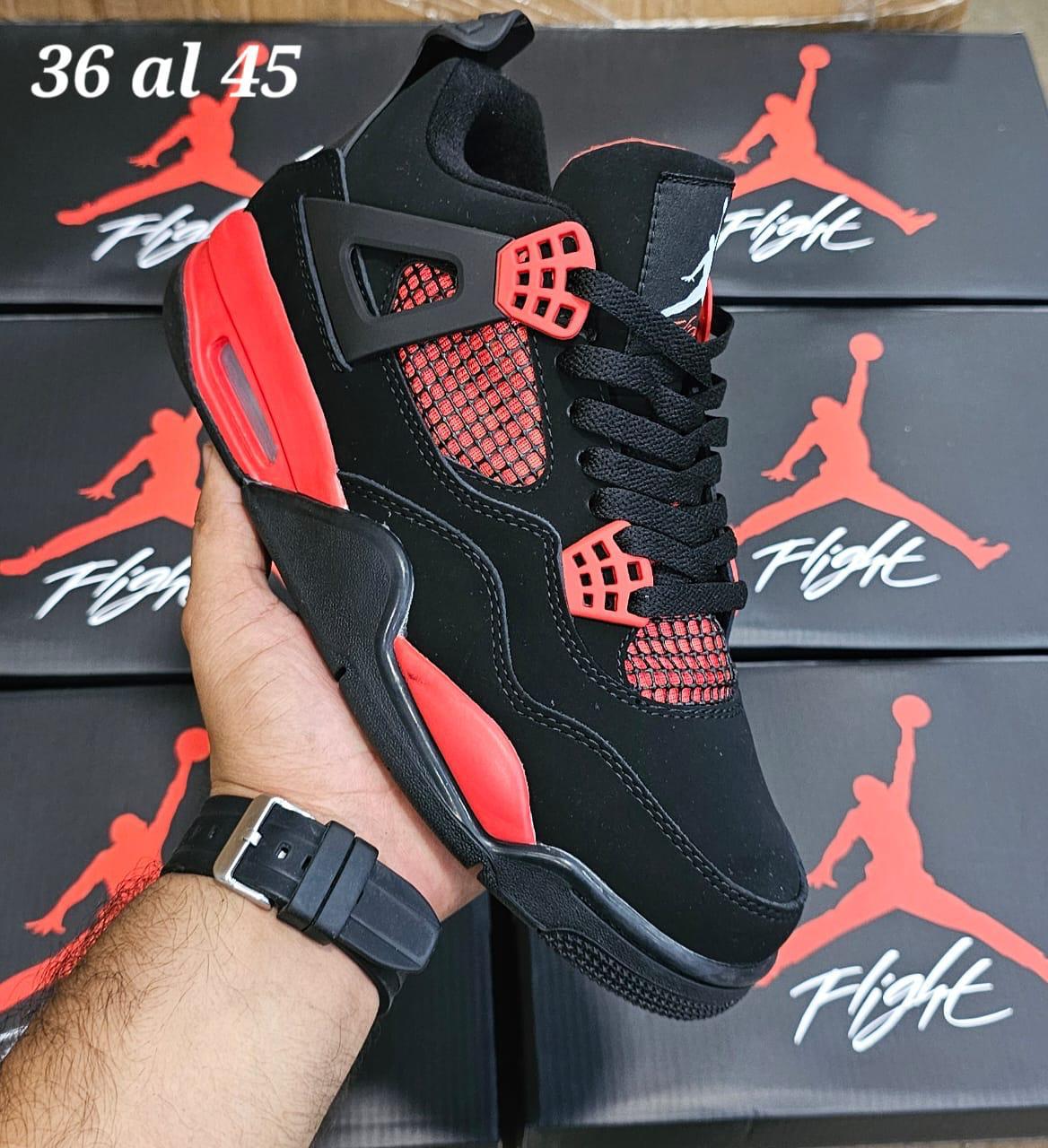 JORDAN RETRO 4
