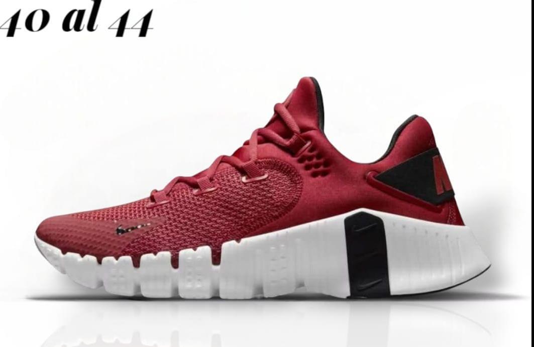 TENIS NIKE METCON ROJO