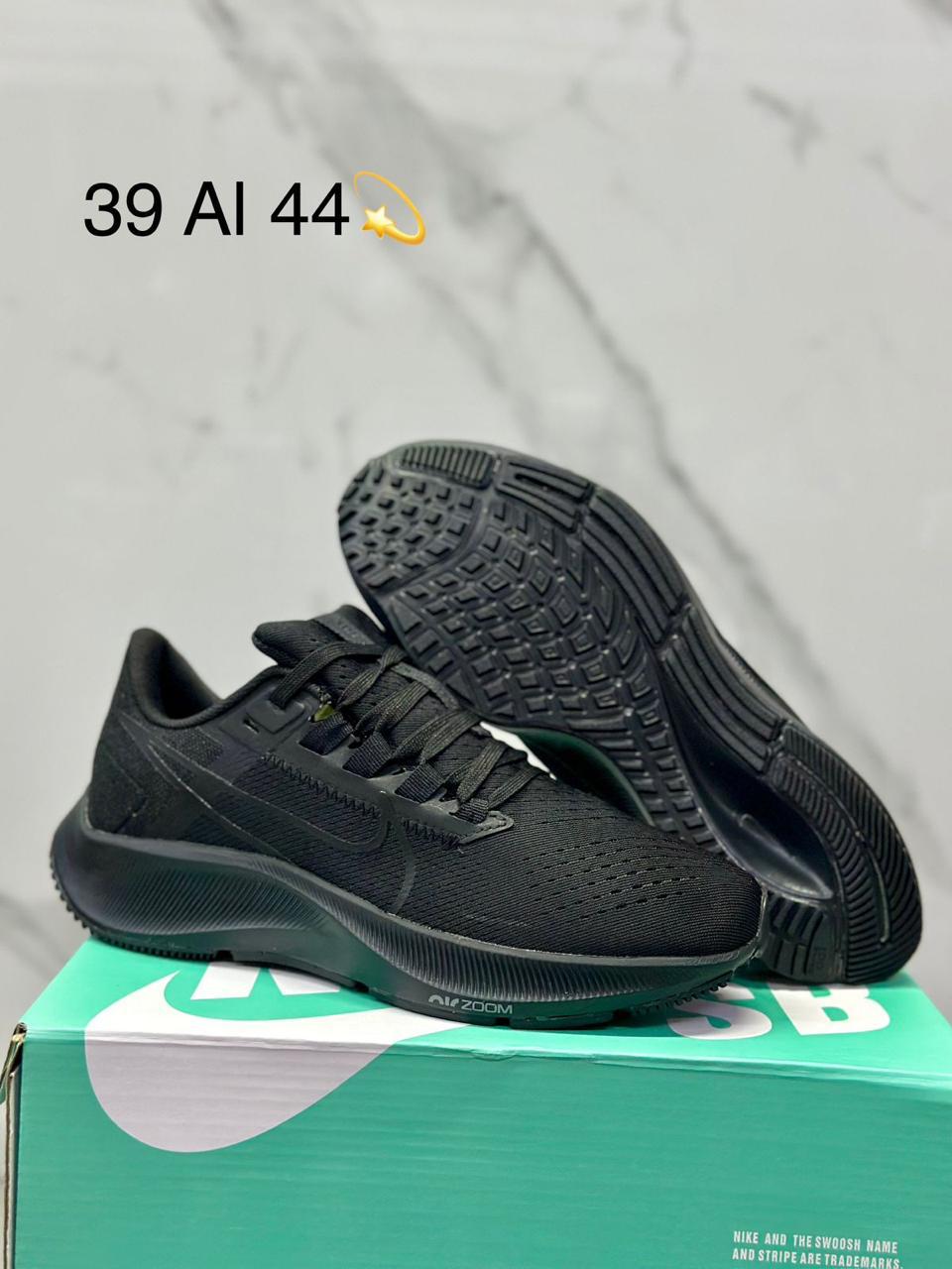 TENIS NIKE ZOOM NEGROS
