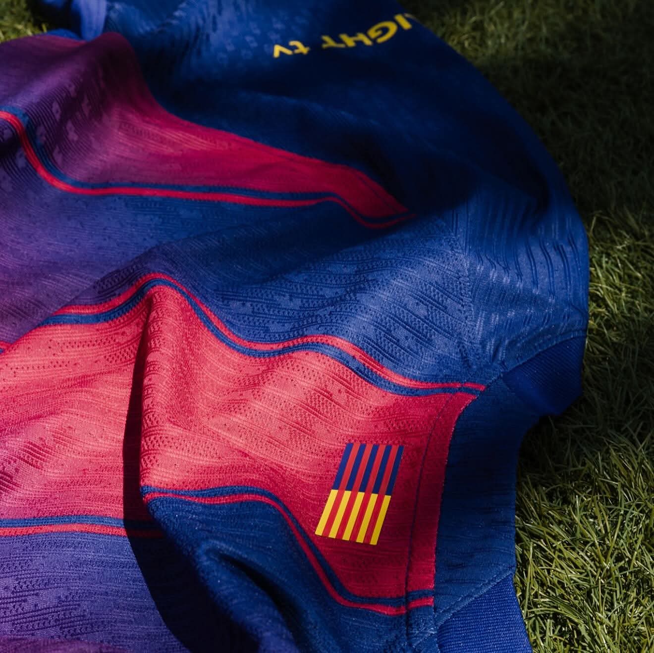 CAMISA FC BARCELONA 25/26 LOCAL