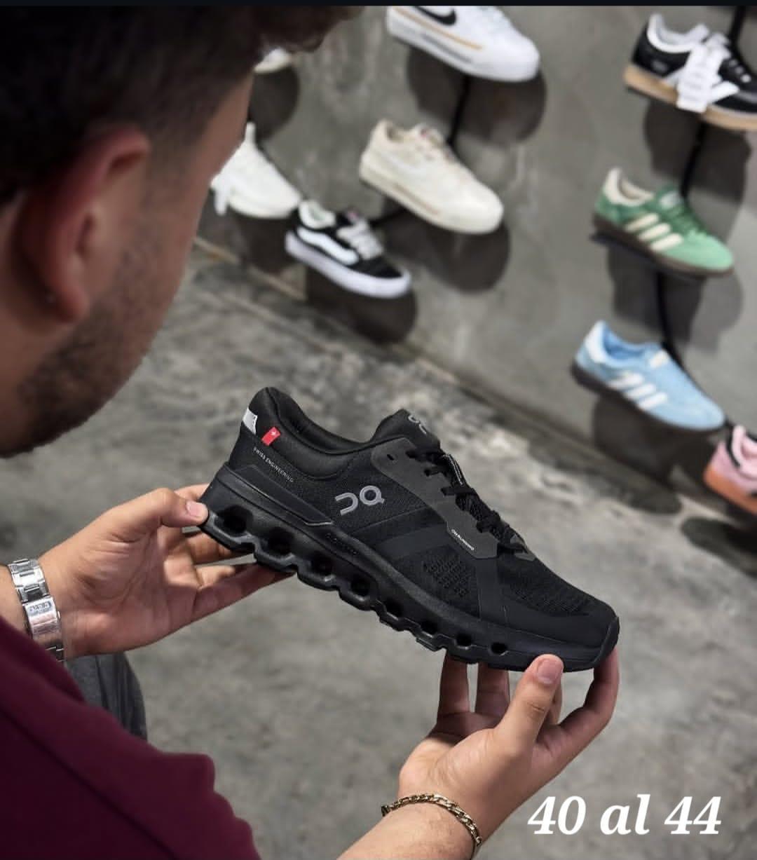 TENIS ON RUNNING NEGROS