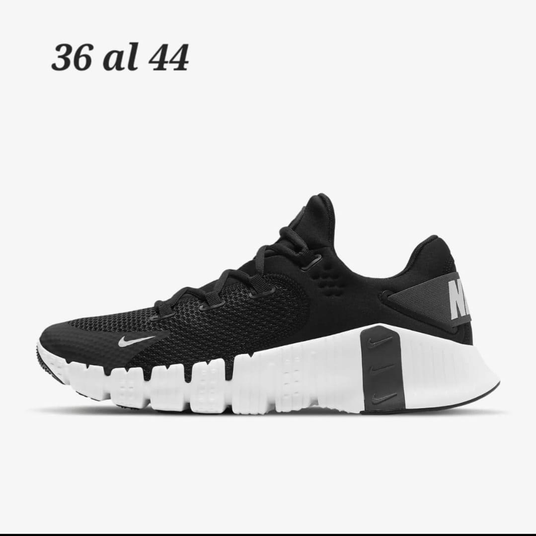 TENIS NIKE METCON NEGRO/BLANCO