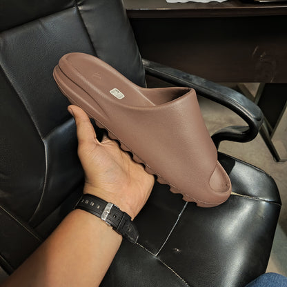 ADIDAS YEZZY SLIDE CAFES