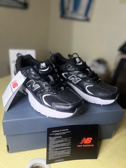 TENIS NEW BALANCE NEGRO/BLANCO