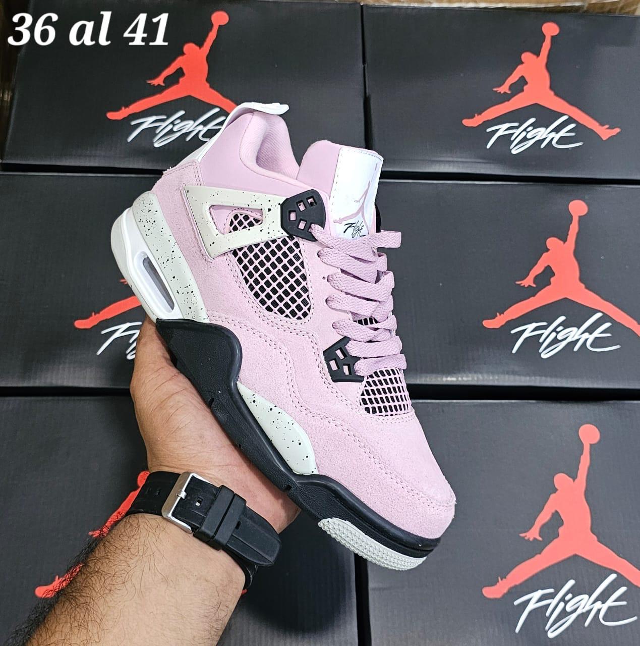 JORDAN RETRO 4