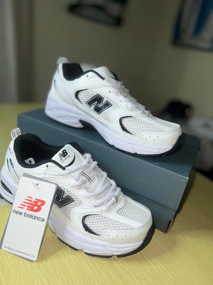 TENIS NEW BALANCE 530 BLANCO/NEGRO